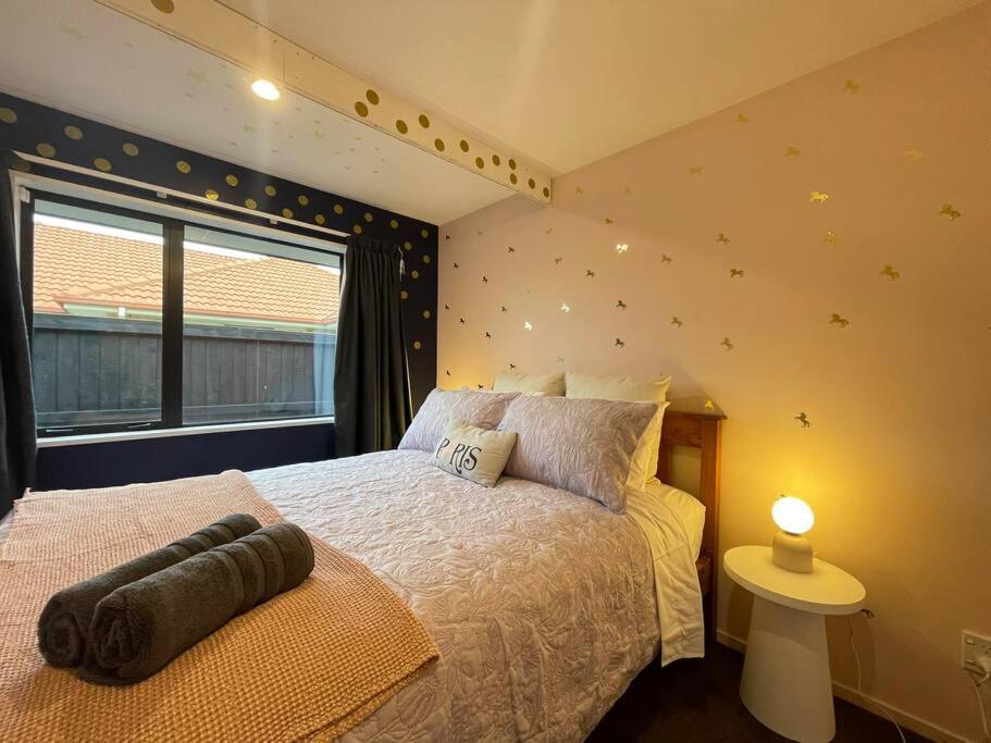 Spacious 4 Bed Family Christchurch